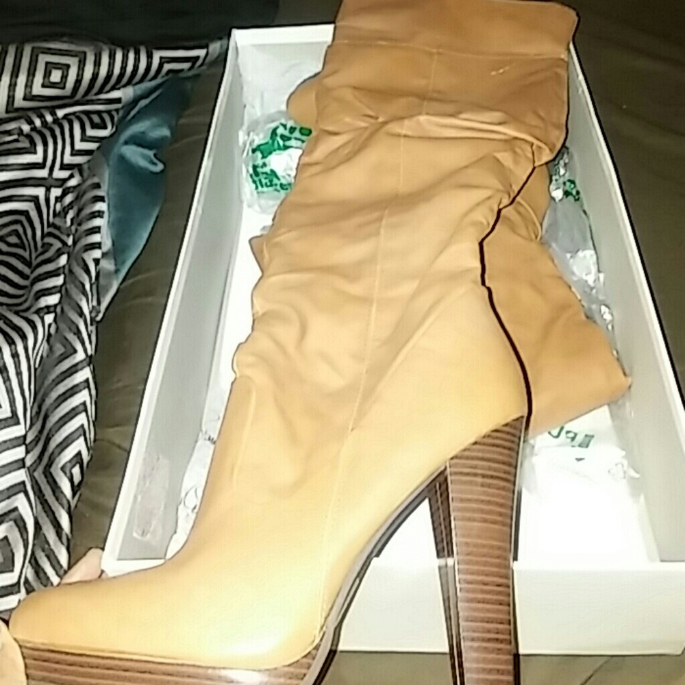 Boots - Picture 2 of 3
